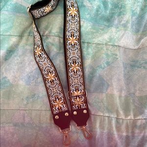 Purse strap / guitar style